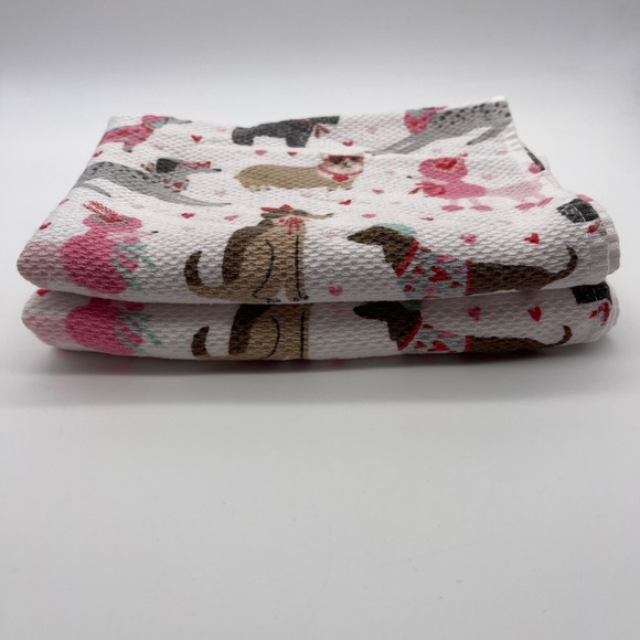 Cupcakes and Cashmere Kitchen Towels Dogs Hearts Valentines Day Set Of 2 - Picture 13 of 13